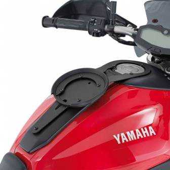 KIT GIVI adaptador para bolsas TANKLOCK BF21 YAMAHA