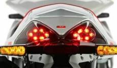 Cómo cambiar las luces de freno